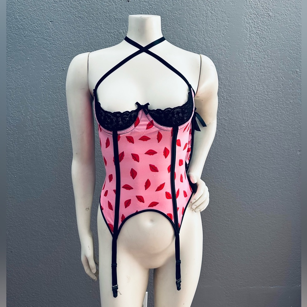 NEW Sharron Leslie Kiss Corset w/ Matching Undies! 💋